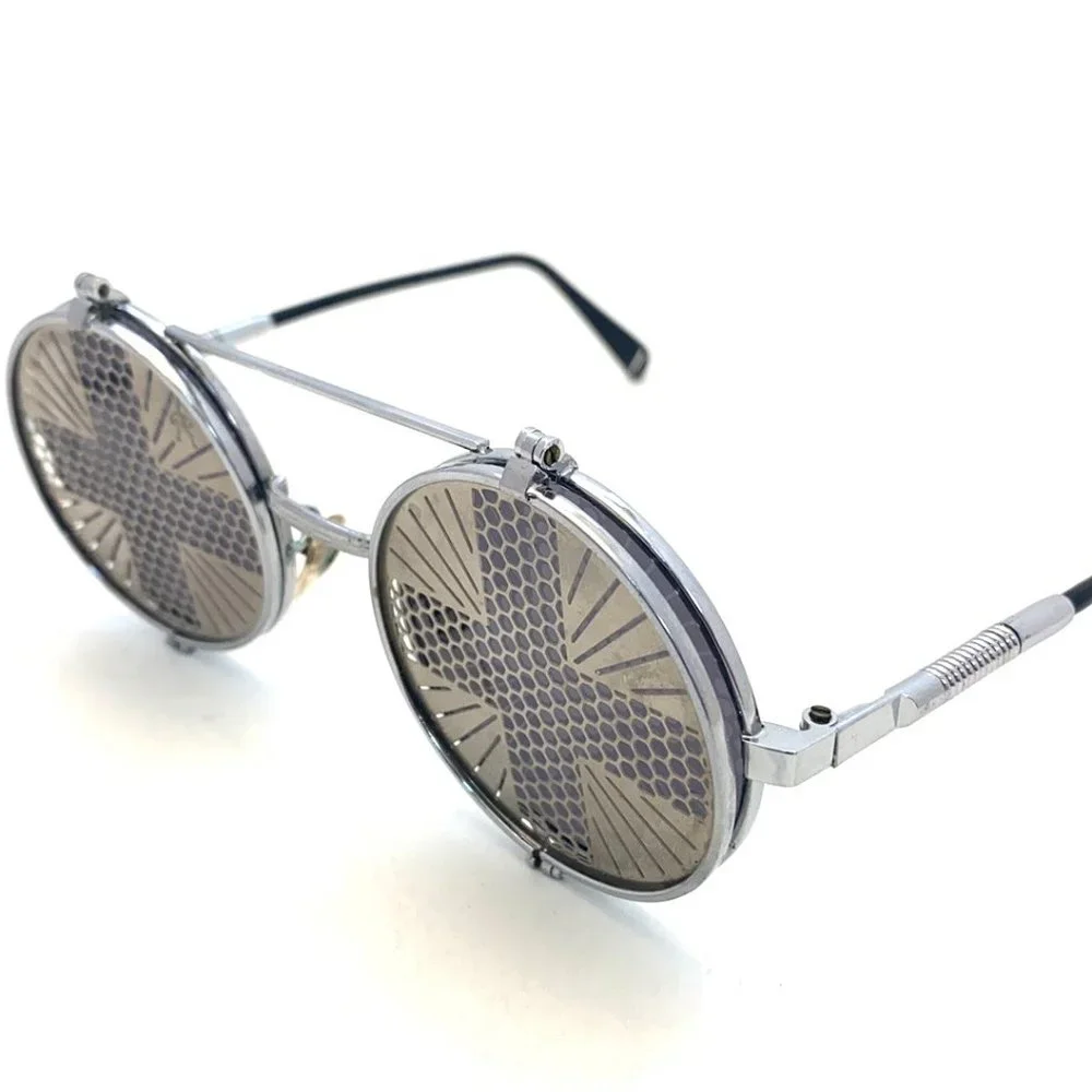 Hi-Tek Designs of London brand hi